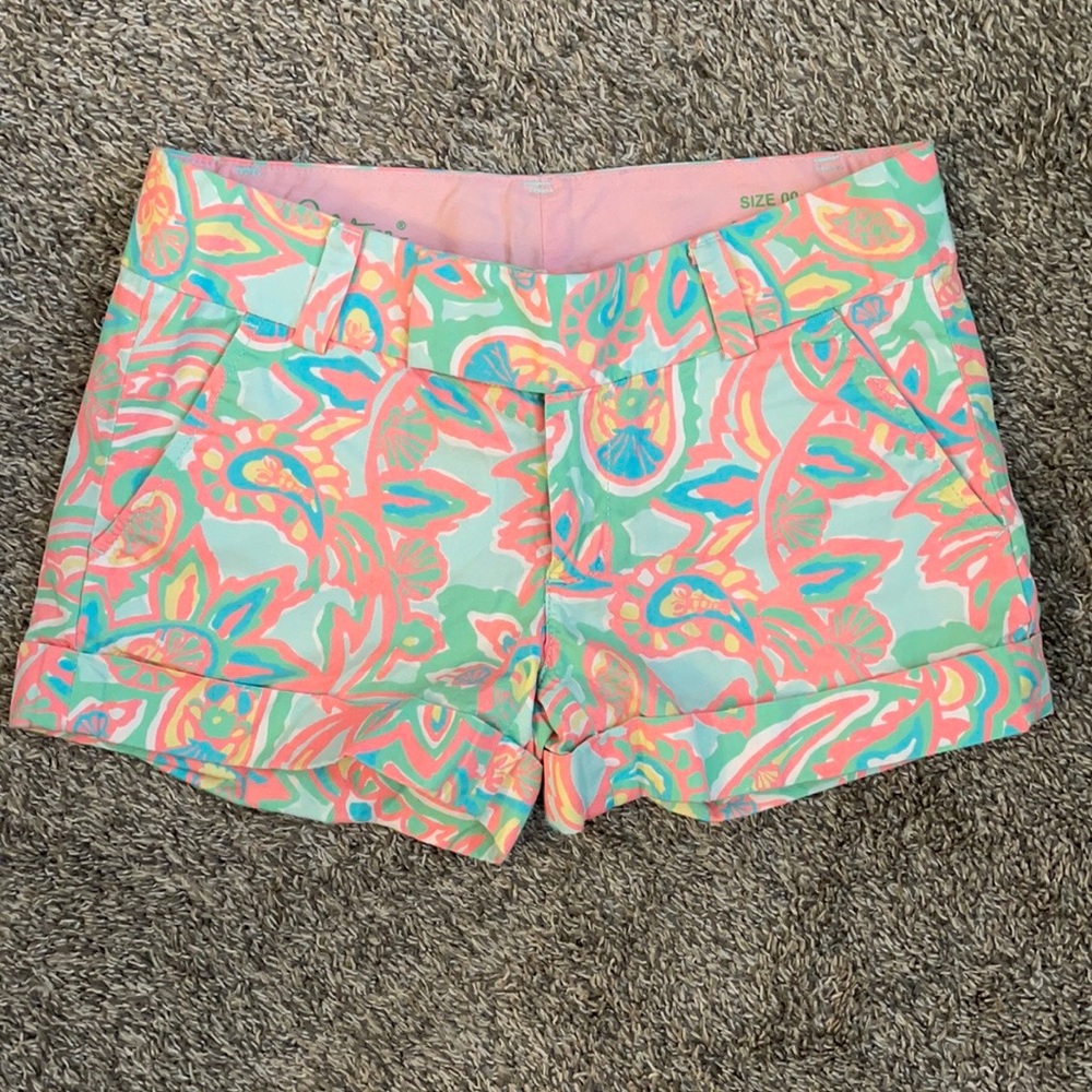 Lilly Pulitzer Barclay shorts Make a Splash